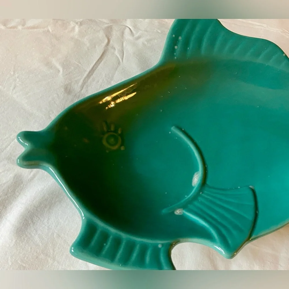 Thrift Store Find 1 Vintage Food Safe Teal🐟 Shaped Plate/Platter/Bowl/Decoration